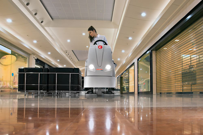 Поломоечная машина с сиденьем Comac Optima 100 B — изображение 2