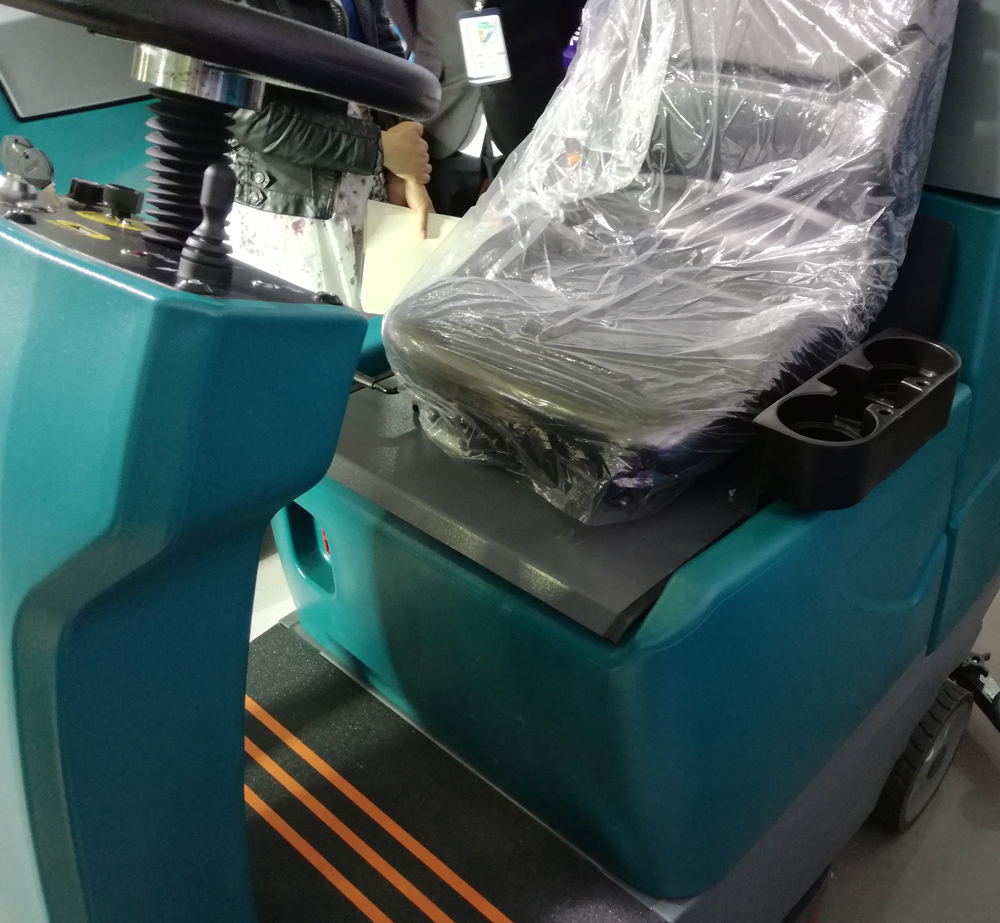 Поломоечная машина с сиденьем KEDI Green line k860+ — изображение 2